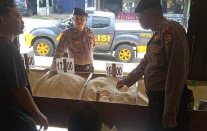 Sat Samapta Polres Seluma Melaksanakan Pengecekan Harga Beras di Kecamatan Seluma