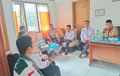 Kapolsek Talo Bersama Personel Polsek Talo Gelar Jumat Curhat di Desa Tanjung Agung 