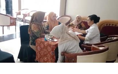 Pastikan Kesehatan Personel Pengamanan Pleno dalam Keadaan Baik, Subsatgas Dokkes Polresta Cek Kesehatan Personel Pengamanan dan Anggota KPU