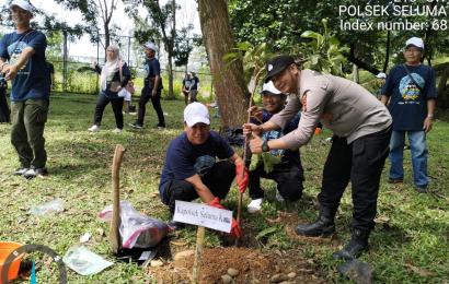 Peringati Hari Air Sedunia Ke-32 Polrsek Seluma Tanam Pohon di Bendungan Seluma