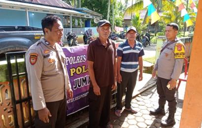  Jumat Curhat, Polsek Pino Ngopi Bareng Sambil Terima Curhatan Warganya