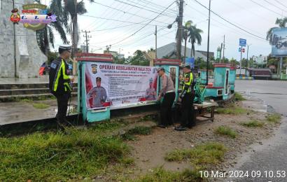 Pasang Spanduk dan Sampaikan Imbauan Ops Keselamatan Nala I 2024, Sat Lantas Edukasi Keselamatan Berlalu Lintas 