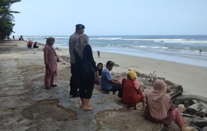Sat Polairud Polres BS Patroli ke Wisata Pantai Pasar Bawah Manna Bengkulu Selatan Wujudkan Kamtibmas  Kondusif  
