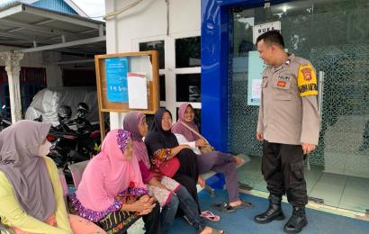 Imbauan Bhabinkamtibmas Polsek Pino Melalui Sambang Dialogis kepada Masyarakat Sekitar 