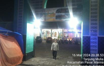 Polsek Kota Manna Polres BS Lakukan Patroli Menjelang Shalat Tarawih Ciptakan Kenyamanan Beribadah 