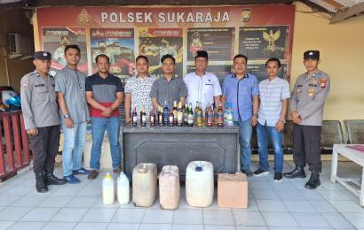 Ops Pekat Nala I 2024, Polsek Sukaraja Amankan Puluhan Jenin Minuman Alkohol dan Tuak 