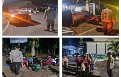 Berikan Rasa Aman, Polsek Muara Bangkahulu Amankan Kegiatan Shalat Tarawih di Wilkum 