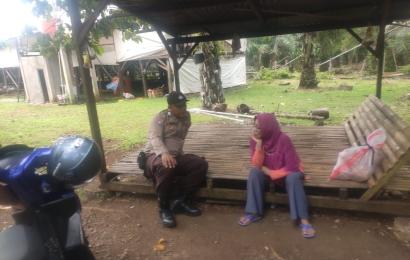 Sambangi Warga Kelurahan padang Kapuk, Bhabinkamtibmas Polsek Kota Manna Sampaikan Pesan Kamtibmas 