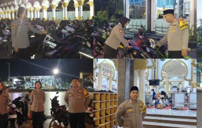 Pengamanan Shalat Tarawih, Polsek Gading Cempaka Cek Diseputaran Parkiran 