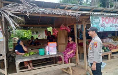 Patroli Dialogis Personel Polsek Seluma Sampaikan Imbauan Kamtibmas di Kelurahan Lubuk Kebur 