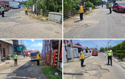 Sat Lantas Polresta Bengkulu Bersama Dinas PUPR Survei Jalan Rusak di Kota Bengkulu 