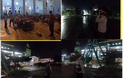 Patroli Pantau Aktivitas Masyarakat, Personel Polsek Ratu Samban Patroli Subuh  