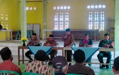 Polsek Giri Mulya Hadiri Kegiatan Penyaluran BLT DD di Desa Giri Mulya
