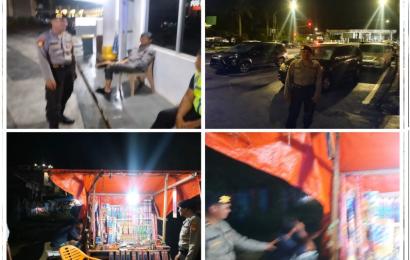 Patroli Malam, Satsamapta Polresta Bengkulu Sambangi Warga Sampaikan Imbauan dan Jaga Kamtibmas Kondusif 
