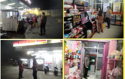 Pantau Aktivitas Masyarakat, Polsek Kampung Melayu Patroli Keliling