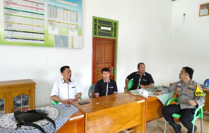 Polsek Kedurang  Sambangi Warga Binaan Jelang Hari Raya Idul Fitri 1445 Hijriyah