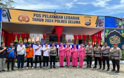 Ketua Cabang Bhayangkari Seluma Kunjungan di Posyan Tais simpang Enam Seluma
