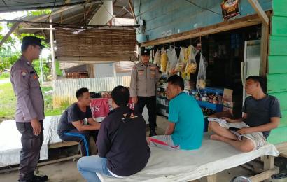 Jumat Curhat,  Polsek Seluma Tampung Aspirasi  Warga Kelurahan Talang Saling