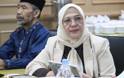 Anggota Komite I DPD RI Hj Leni Haryati John Latief.