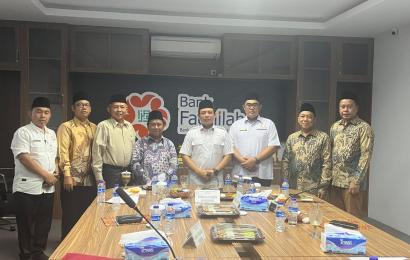 Dedy Wahyudi Tetapkan Target Laba dan PAD untuk Bank Fadhilah 2026