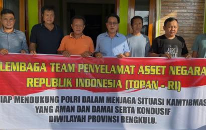 LSM TOPAN RI