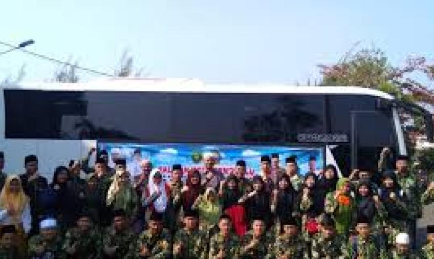 Sekda Kota Lepas 35 Khafilah MTQ Provinsi Bengkulu