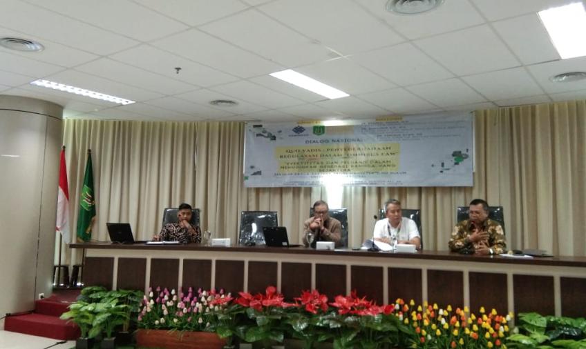 Diskusi Publik