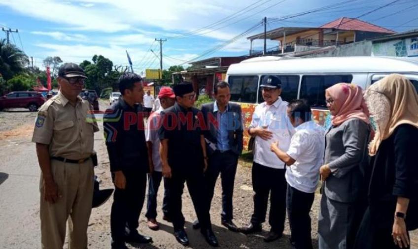 saat laksanakan sidak jalan regional di air sebakul