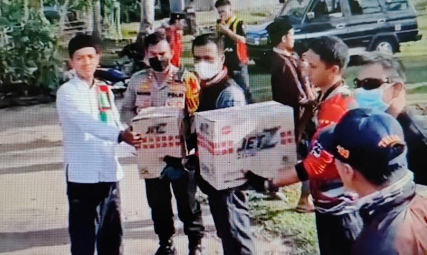 Bersama Triak, Polres Kaur Bagikan 1000 Takjil di Daerah Terpencil