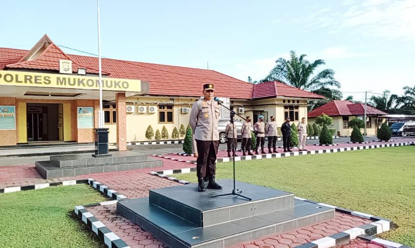 Wakapolda Bengkulu Pimpin Apel Pagi Di Mapolres Mukomuko