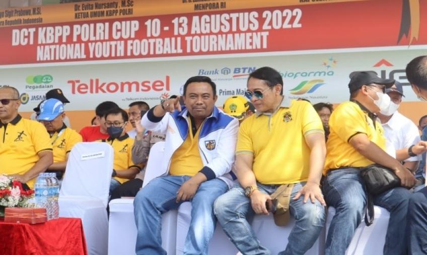 Ketum KNPI Haris Pertama Apresiasi "Nasional Youth Football Tournament 2022" Helatan KBPP Polri