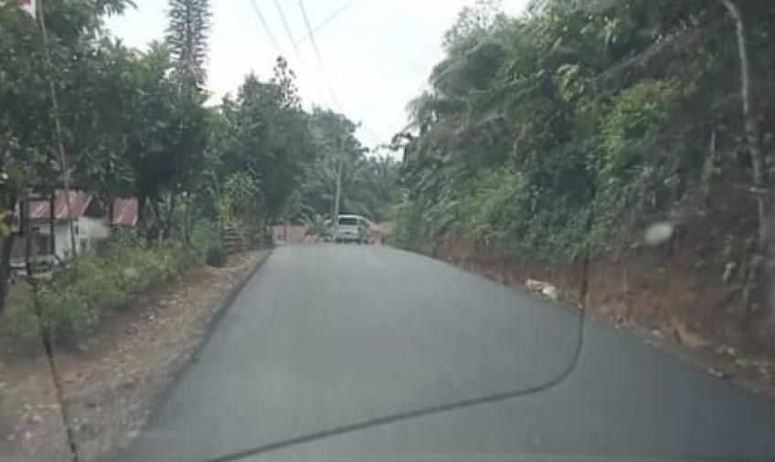 Sejak Era Presiden Soeharto, Jalan Provinsi Baru Dibangun Lagi Diera Gubernur Rohidin 