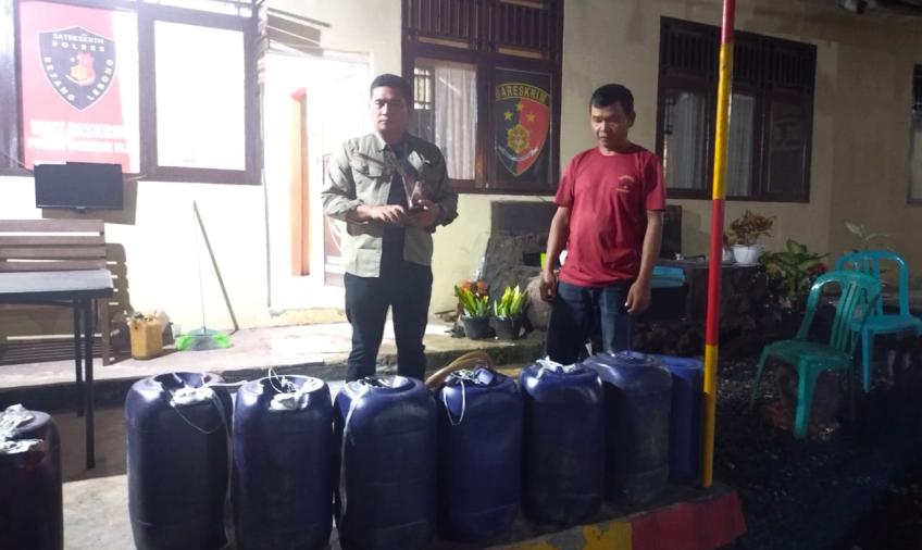 Ngunjal BBM, Dua Pria Diringkus