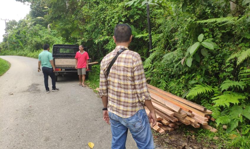 Ops Wanalaga II, Polres BS dan Polres Mukomuko Amankan Landak Serta Kayu Balam