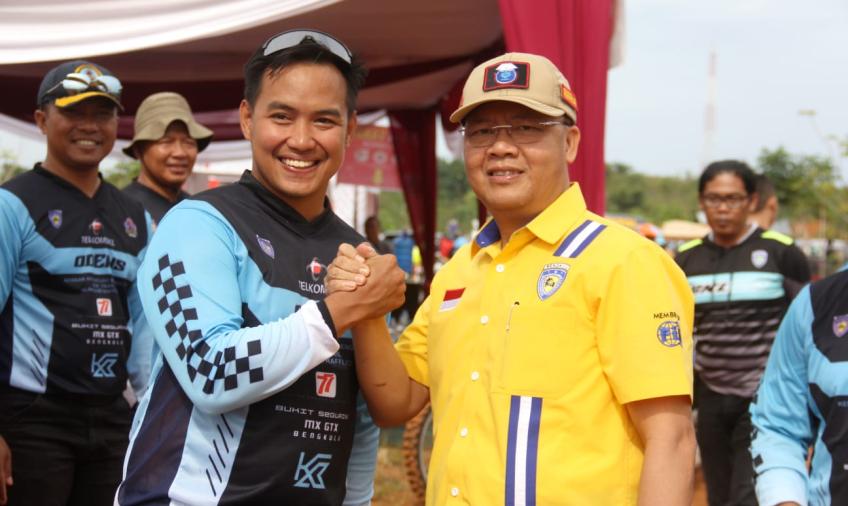 Gubernur Rohidin Buka Event 'Nge-trail Bumi Rafflesia'