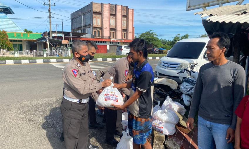 Polda Bengkulu berbagi