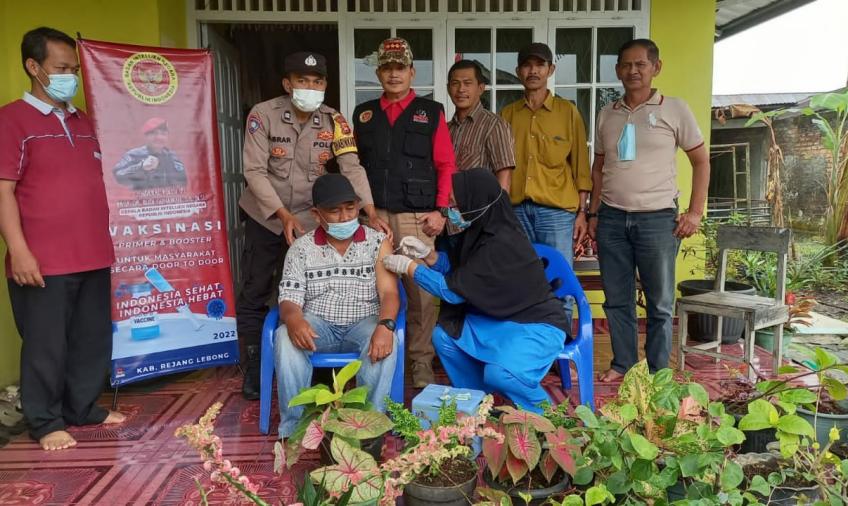 BINDA Bengkulu Terus Gencarkan Vaksinasi Door To Door