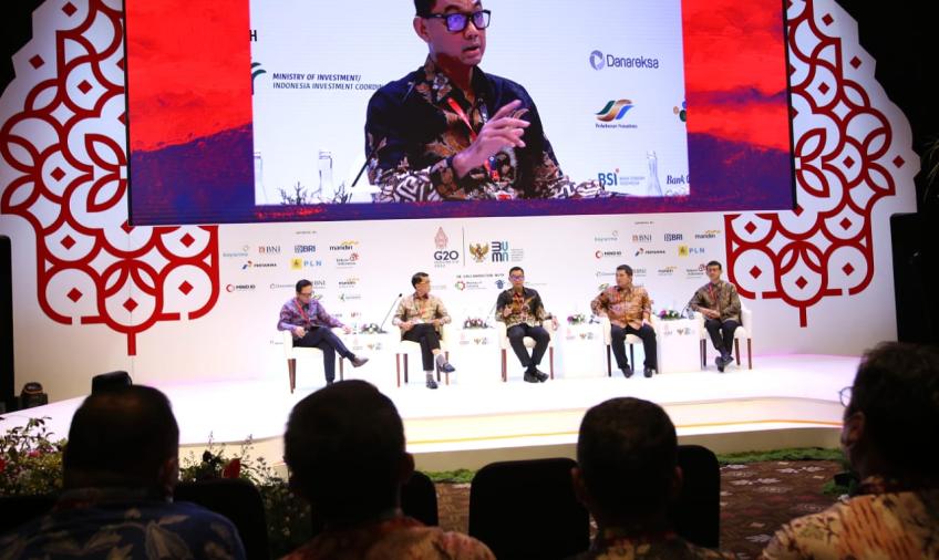 Setelah Cirata, PLN Siap Kerjakan Proyek PLTS Terapung Singkarak dan Saguling untuk Wujudkan Transisi Energi 
