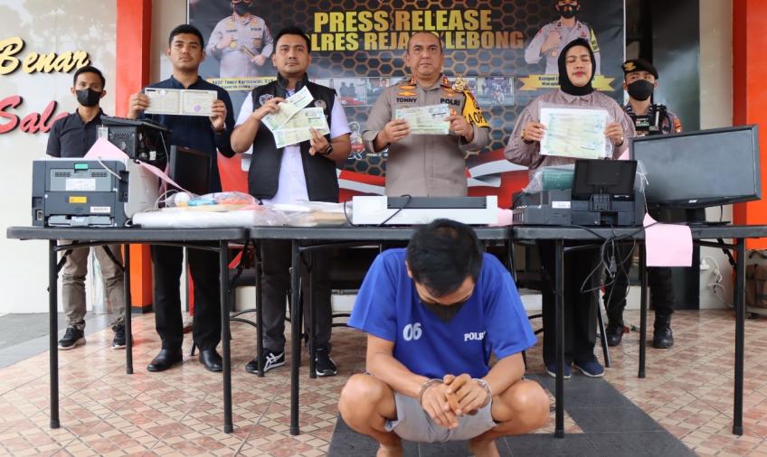 Polres Rejang Lebong saat press release
