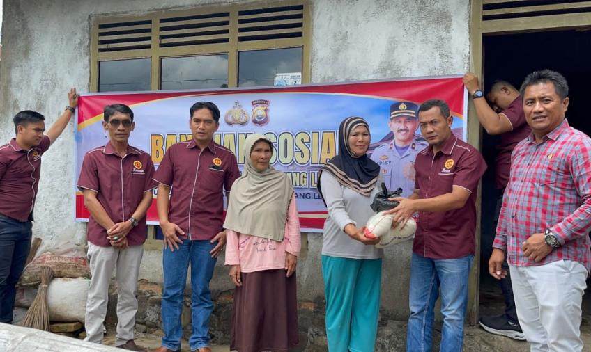 Sat Intelkam Polres RL Bantu Warga Tak Mampu dan Sakit Menahun 