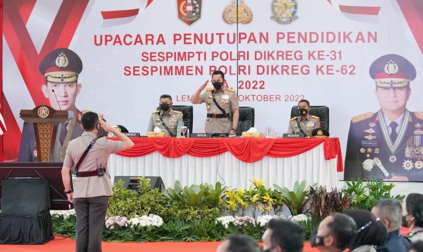 Upacara Penutupan pendidikan Sespimti Dikreg ke-31 dan Sespimmen Dikreg ke-62 Tahun 2022