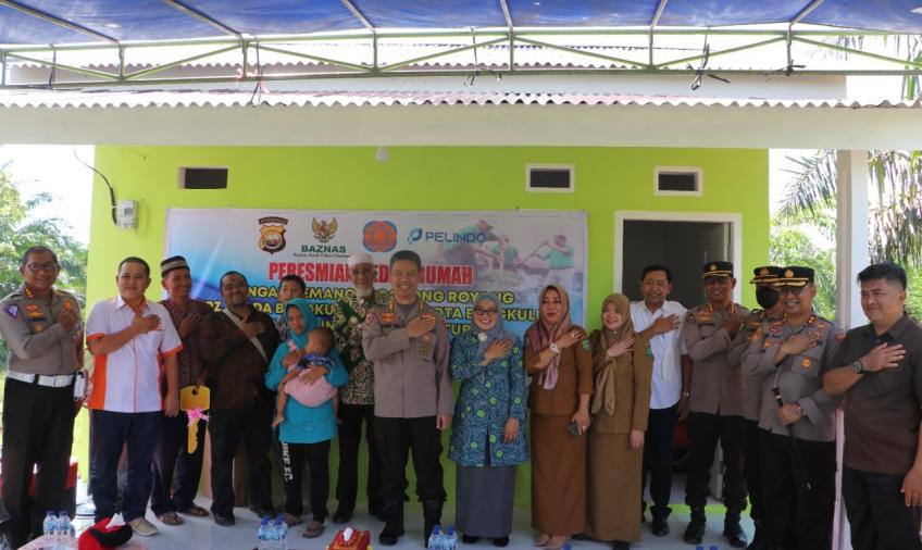 Irwasda Resmikan dan Serahkan Kunci Bedah Rumah Milik Warga Bentiring