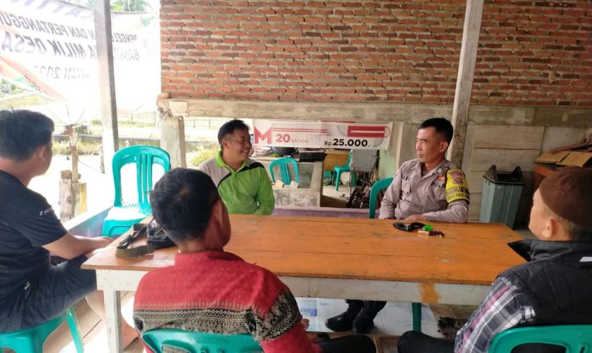 Gelar kegiatan mediasi melalui program problem solving yang menghadirkan kepolisian sebagai pemecah permasalahan.