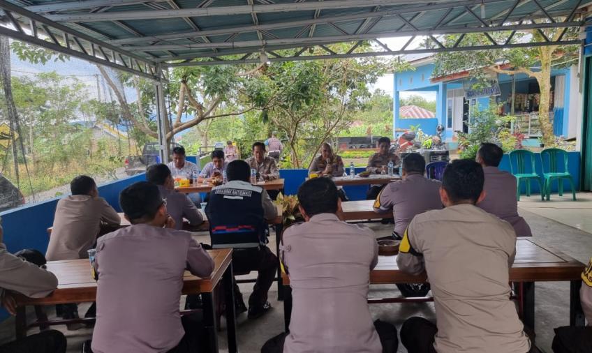 Kapolres Rejang Lebong Tatap Muka dengan Bhabinkamtibmas Polsek Curup