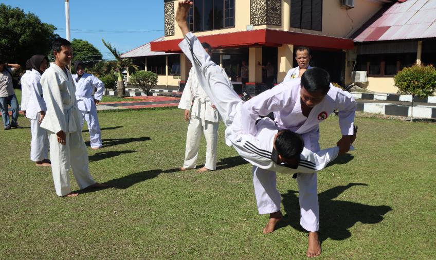 Polres Bengkulu Selatan Gelar Ujian Bela Diri Polri Untuk 25 Personel