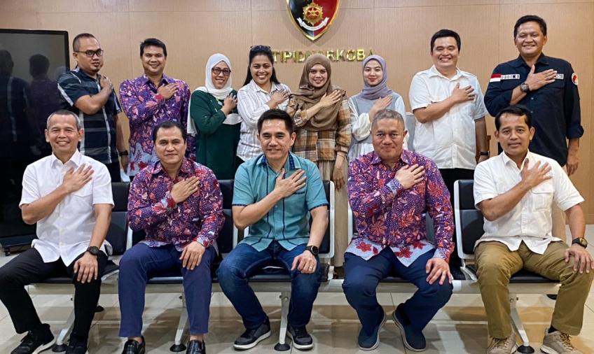 JNE dan POLRI Tandatangani Kerjasama Pengawasan Peredaran Narkoba JNE dan POLRI Tandatangani Kerjasama Pengawasan Peredaran Narkoba 