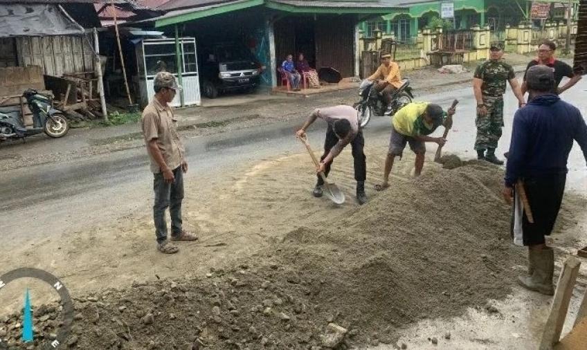 Tripika Kaur Utara Gelar Gotong Royong