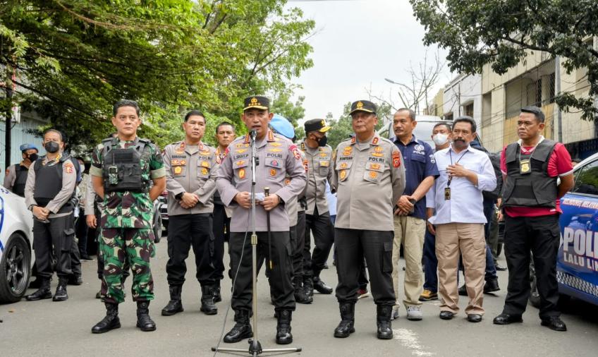 Kapolri Instruksikan Usut Tuntas Bom Bunuh Diri Polsek Astana Anyar 