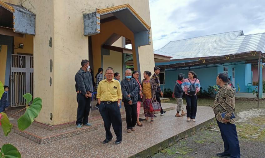 Polsek Curup Berikan Pengamanan Jemaat Gereja Beribadah