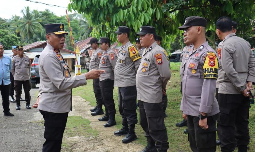 Wakapolda Kunjungi 2 Polsek di Bengkulu Tengah, Minta Bhabinkamtibmas Aktif Bermasyarakat